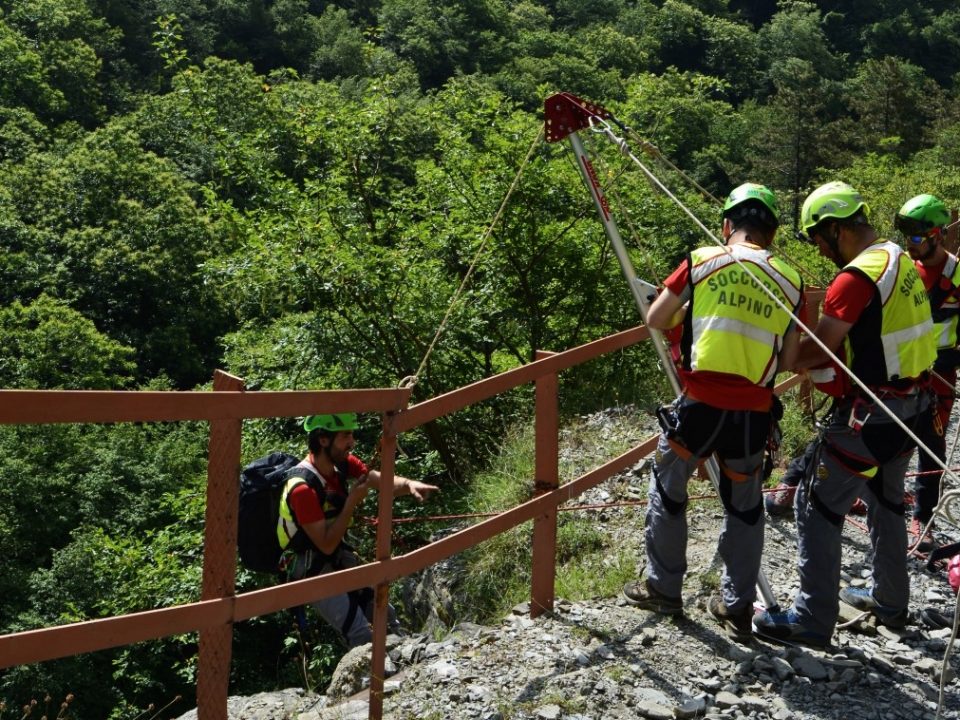 soccorso alpino monte falterona